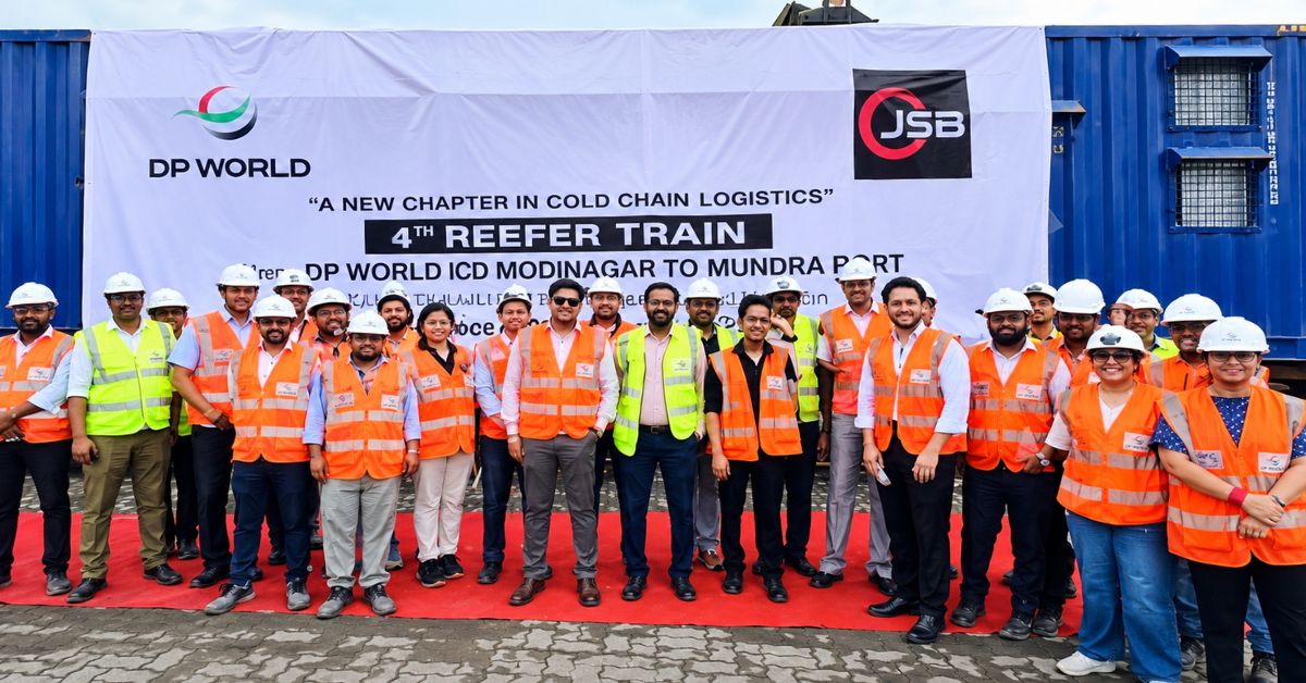Modinagar ICD flags off first reefer train to Mundra Port
