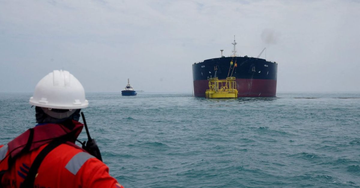 Two VLCCs Struck Near Strait of Hormuz